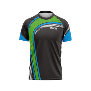 Black And Green Border Retro Sports Short Sleeve